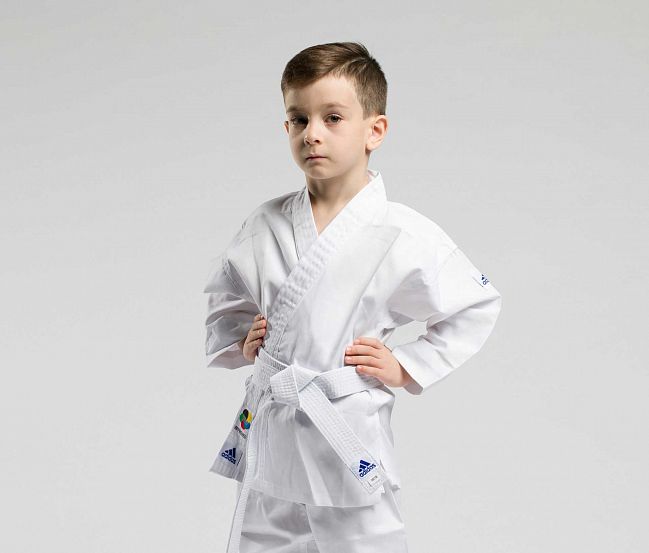 kimono_dlya_karate_podrostkovoe_s_poyasom_kids_wkf_beloe_pic1.jpg
